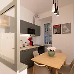 Apartment Parrasio House Rome